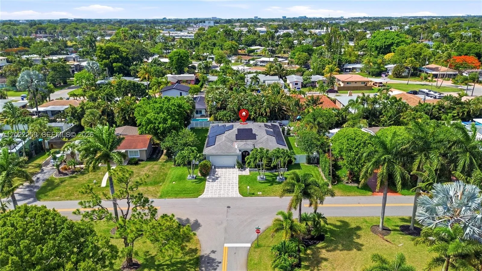 Foto de propiedad en 105 NE 28th Court, Wilton Manors, FL 33334 Wilton Manors con MLS# 