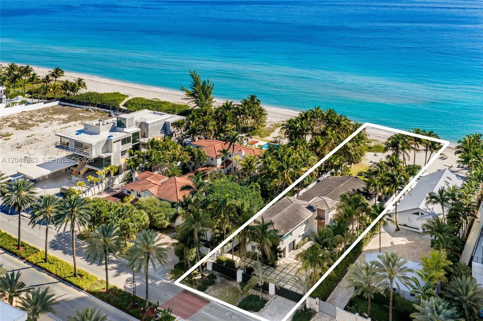 Foto de propiedad en 105 Ocean Boulevard, Golden Beach, FL 33160 Golden Beach con MLS# 