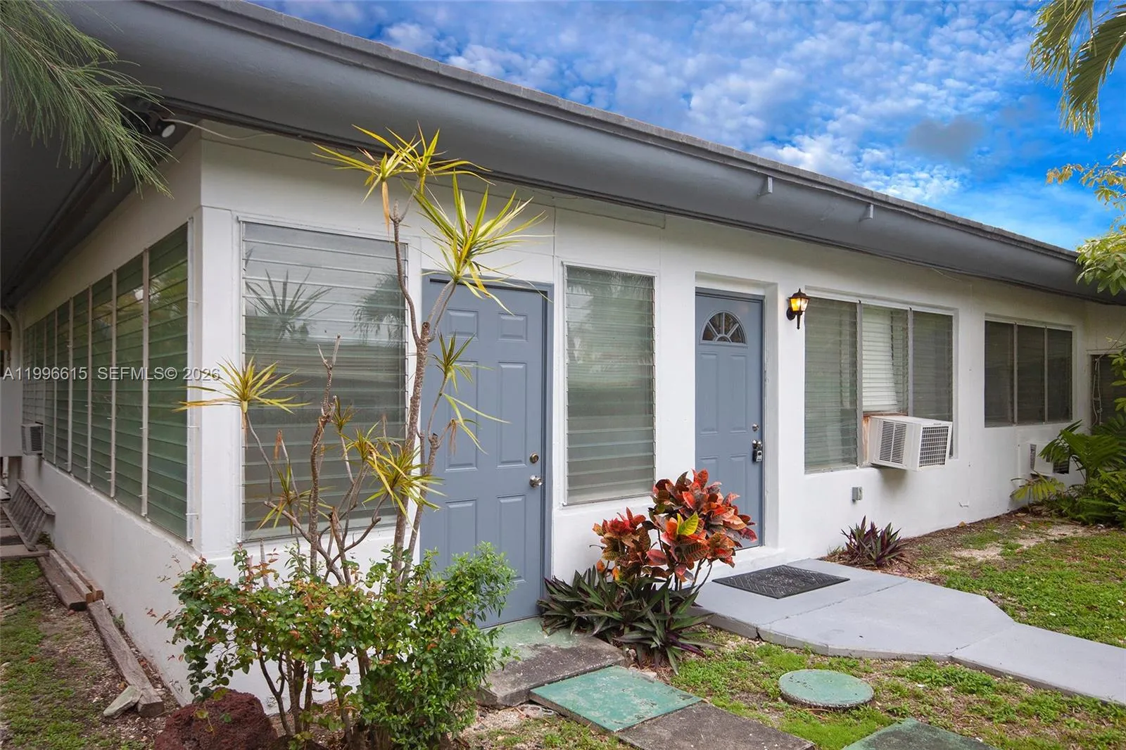 Foto de propiedad en 1050 92nd Street 4, Bay Harbor Islands, FL 33154 Bay Harbor Islands con MLS# 