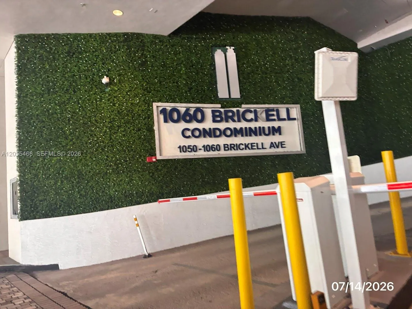 Foto de propiedad en 1050 Brickell Avenue 1520, Miami, FL 33131 Miami con MLS# 