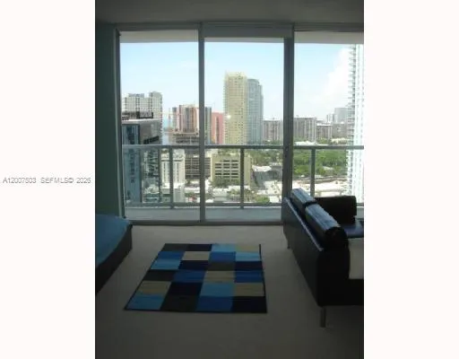 Foto de propiedad en 1050 Brickell Avenue 2312, Miami, FL 33131 Miami con MLS# 