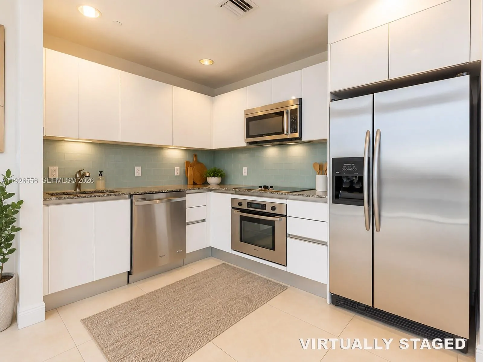 Foto de propiedad en 1050 Brickell Avenue 606, Miami, FL 33131 Miami con MLS# 
