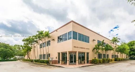 Foto de propiedad en 10500 NW 50th Street 102, Sunrise, FL 33351 Sunrise con MLS# 