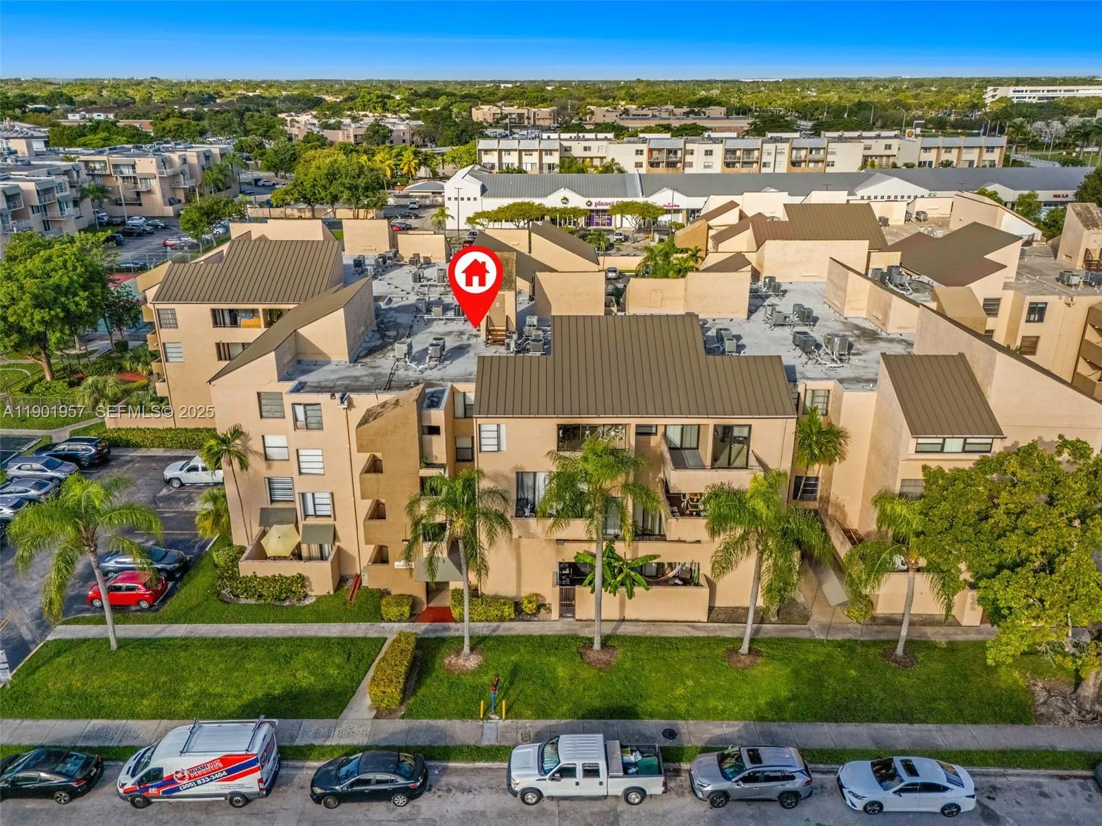Foto de propiedad en 10500 SW 108th Avenue B210, Miami, FL 33176 Miami con MLS# 