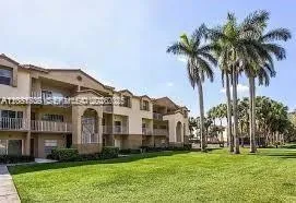 Foto de propiedad en 10501 SW 155th Court 1124, Miami, FL 33196 Miami con MLS# 