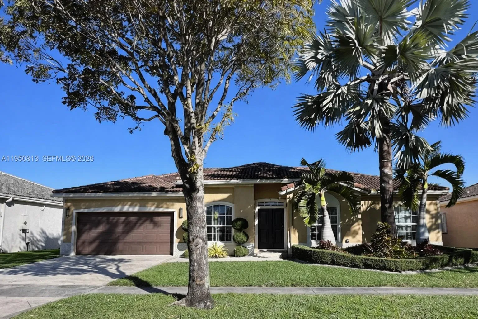 Foto de propiedad en 10505 SW 19th Street, Miramar, FL 33025 Miramar con MLS# 