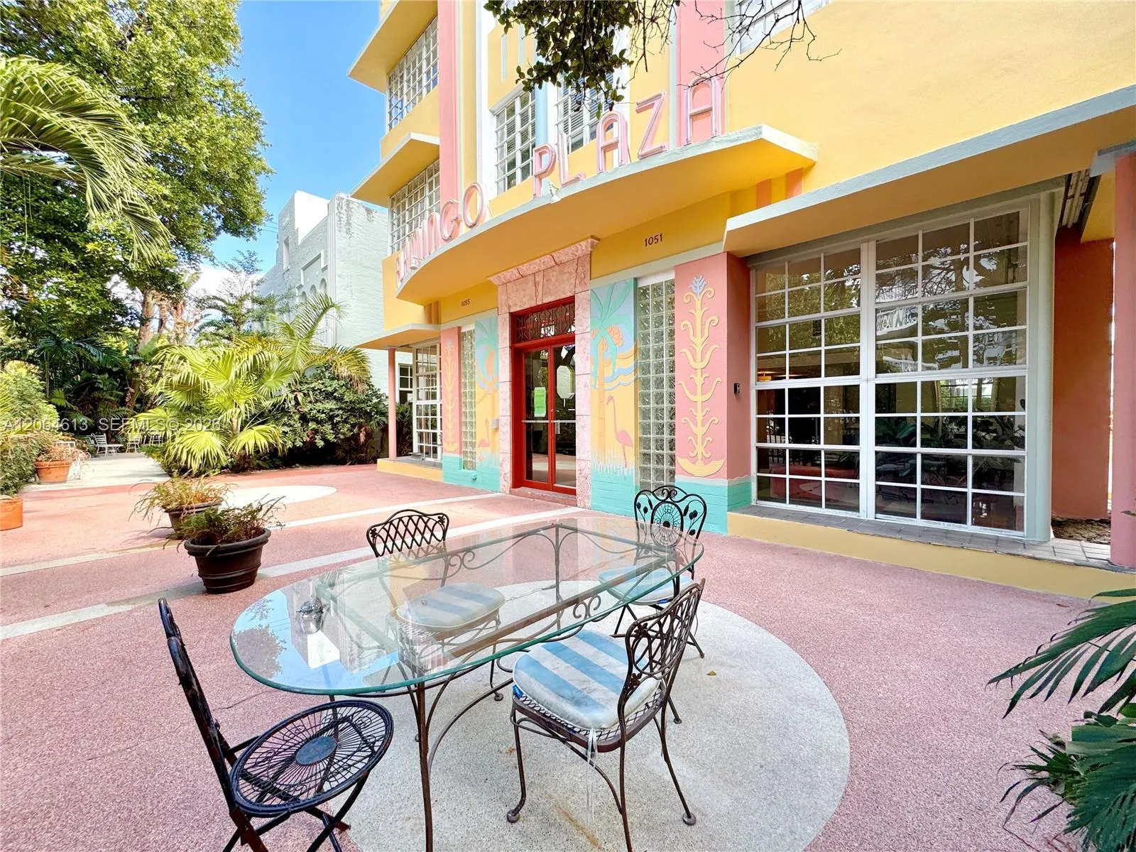 Foto de propiedad en 1051 Meridian Avenue 1D, Miami Beach, FL 33139 Miami Beach con MLS# 