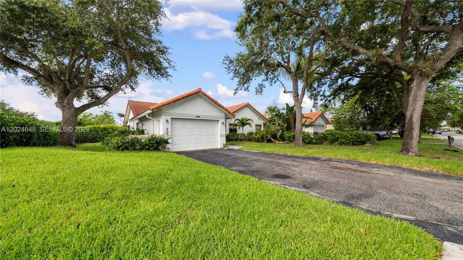 Alquilada 10520 NW 41st Street 10520, Coral Springs, FL 33065, Coral Springs, FL 33065