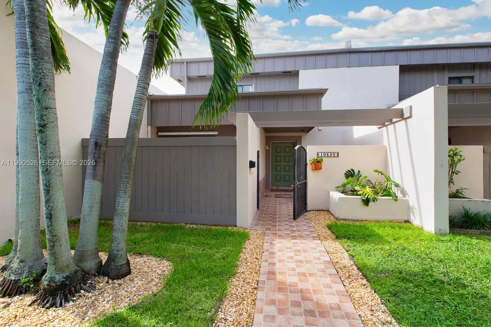 Vendido 10520 SW 75th Lane, Miami, FL 33173, Miami, FL 33173