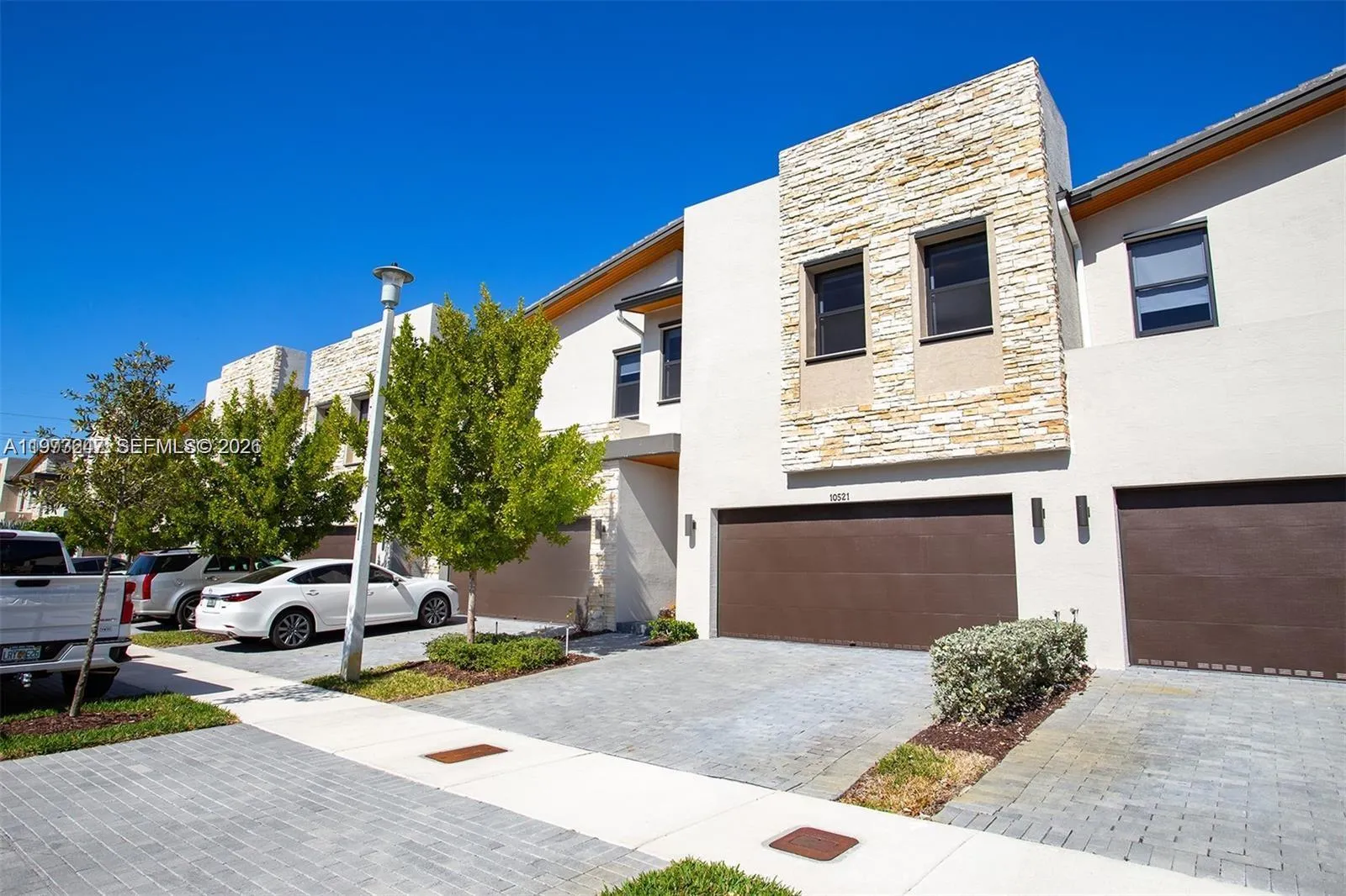 Foto de propiedad en 10521 NW 81st Terrace, Doral, FL 33178 Doral con MLS# 