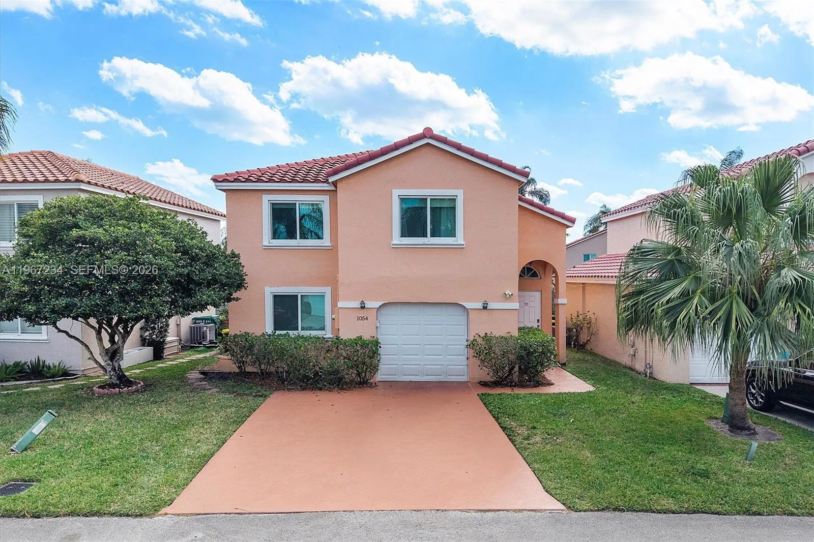 Vendido 1054 SE 6th Avenue, Dania Beach, FL 33004, Dania Beach, FL 33004