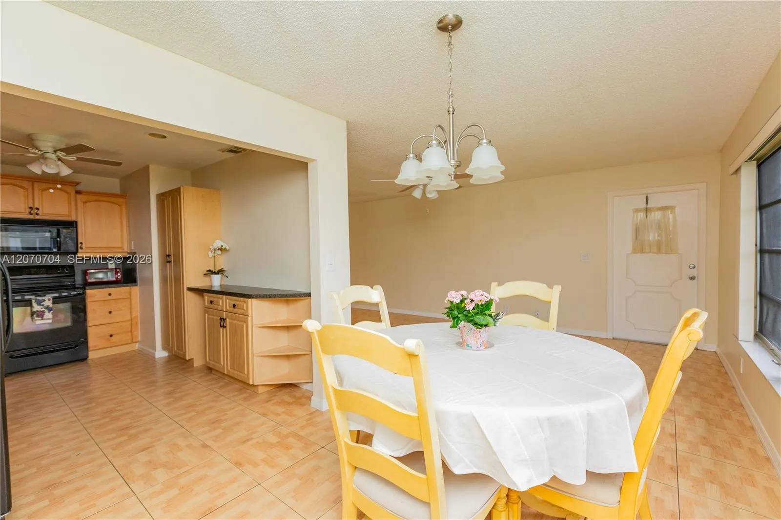 Foto de propiedad en 1055 NW 83rd Avenue C47, Plantation, FL 33322 Plantation con MLS# 