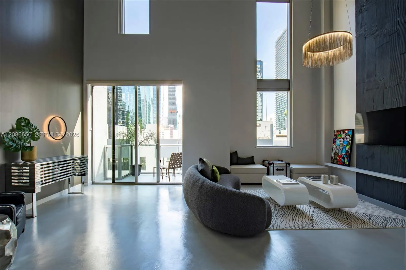 Foto de propiedad en 1060 Brickell Avenue 1015, Miami, FL 33131 Miami con MLS# 