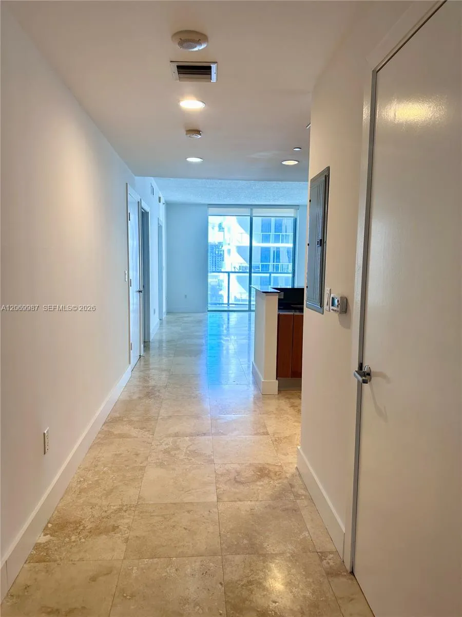 Foto de propiedad en 1060 Brickell Avenue 1815, Miami, FL 33131 Miami con MLS# 