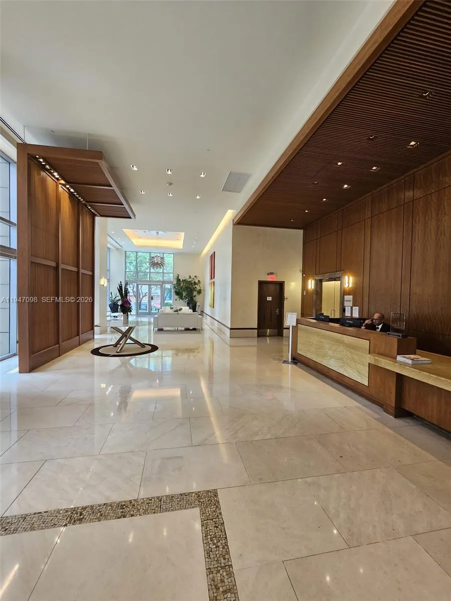 Foto de propiedad en 1060 Brickell Avenue 1917, Miami, FL 33131 Miami con MLS# 