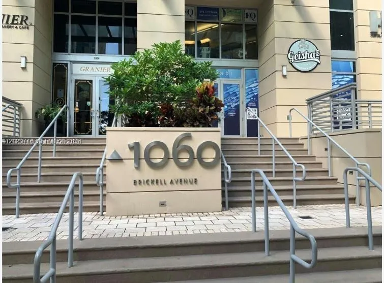Foto de propiedad en 1060 Brickell Avenue 2201, Miami, FL 33131 Miami con MLS# 