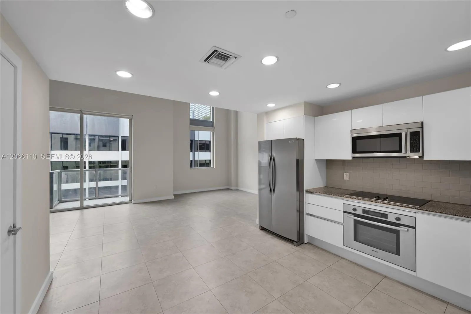 Foto de propiedad en 1060 Brickell Avenue 815, Miami, FL 33131 Miami con MLS# 