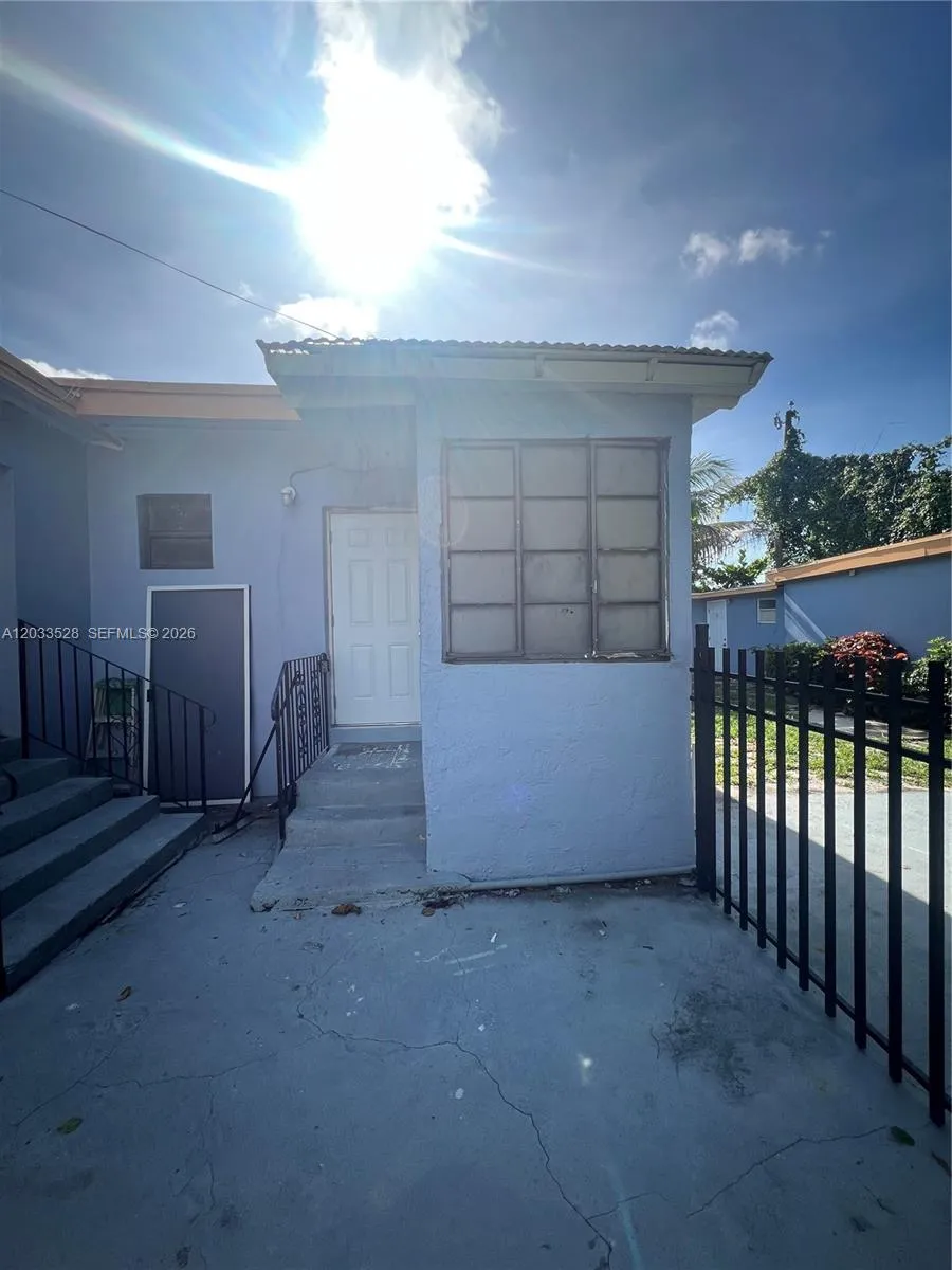 En Renta 1060 NW 116th Street 4, Miami, FL 33168, Miami, FL 33168