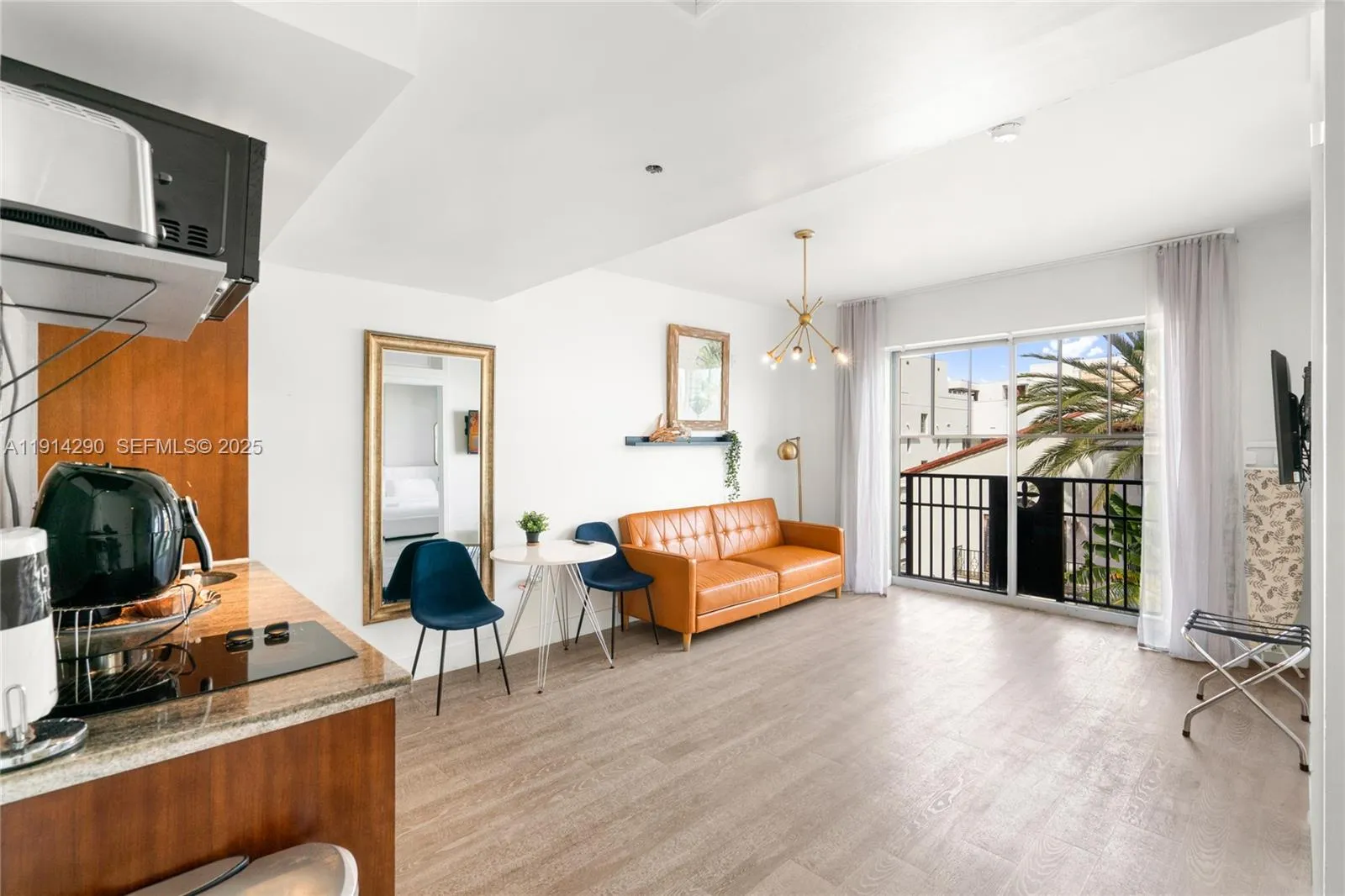 Foto de propiedad en 1060 Ocean Drive D307, Miami Beach, FL 33139 Miami Beach con MLS# 