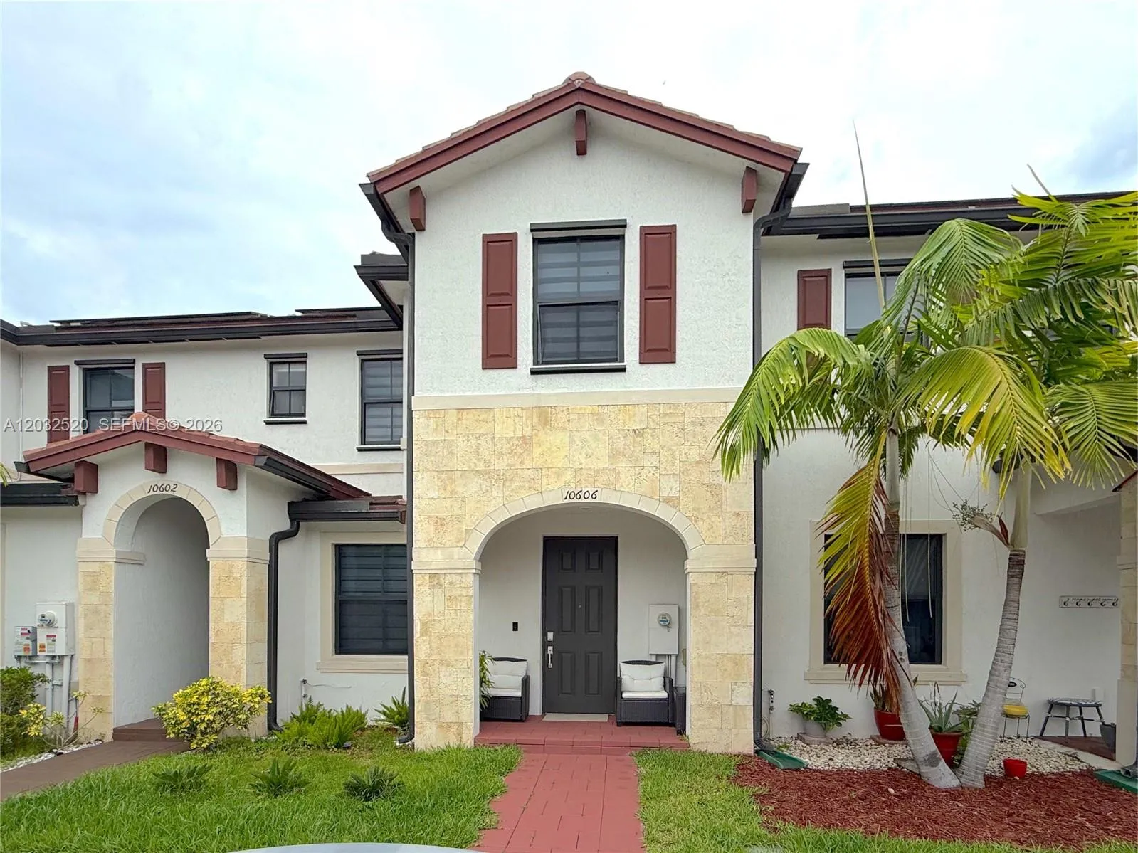 Foto de propiedad en 10606 W 32nd Lane, Hialeah, FL 33018 Hialeah con MLS# 