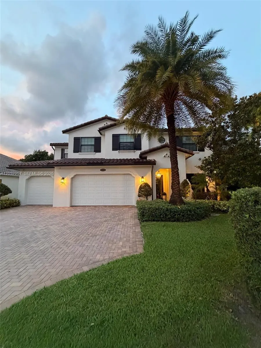 Foto de propiedad en 10609 SW 55th Street, Cooper City, FL 33328 Cooper City con MLS# 