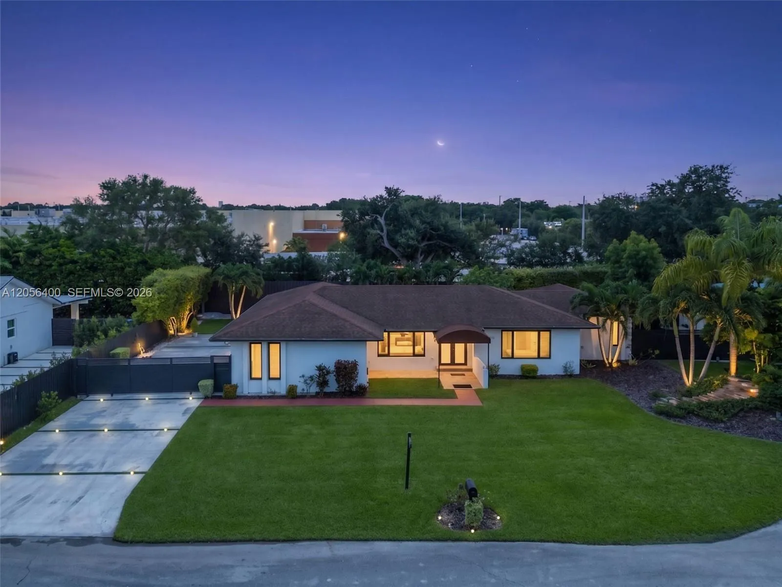 En Venta 10625 SW 79th Place, Miami, FL 33156, Miami, FL 33156