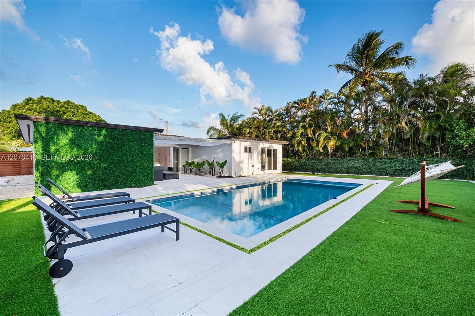 En Renta 10658 NE 11th Avenue, Miami Shores, FL 33138, Miami Shores, FL 33138