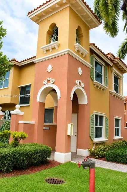 En Venta 10666 SW 7th Street 2106, Pembroke Pines, FL 33025, Pembroke Pines, FL 33025