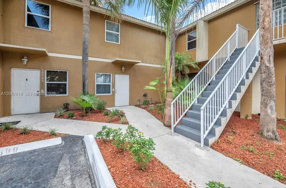 En Venta 10667 NW 45th Street 10667, Coral Springs, FL 33065, Coral Springs, FL 33065
