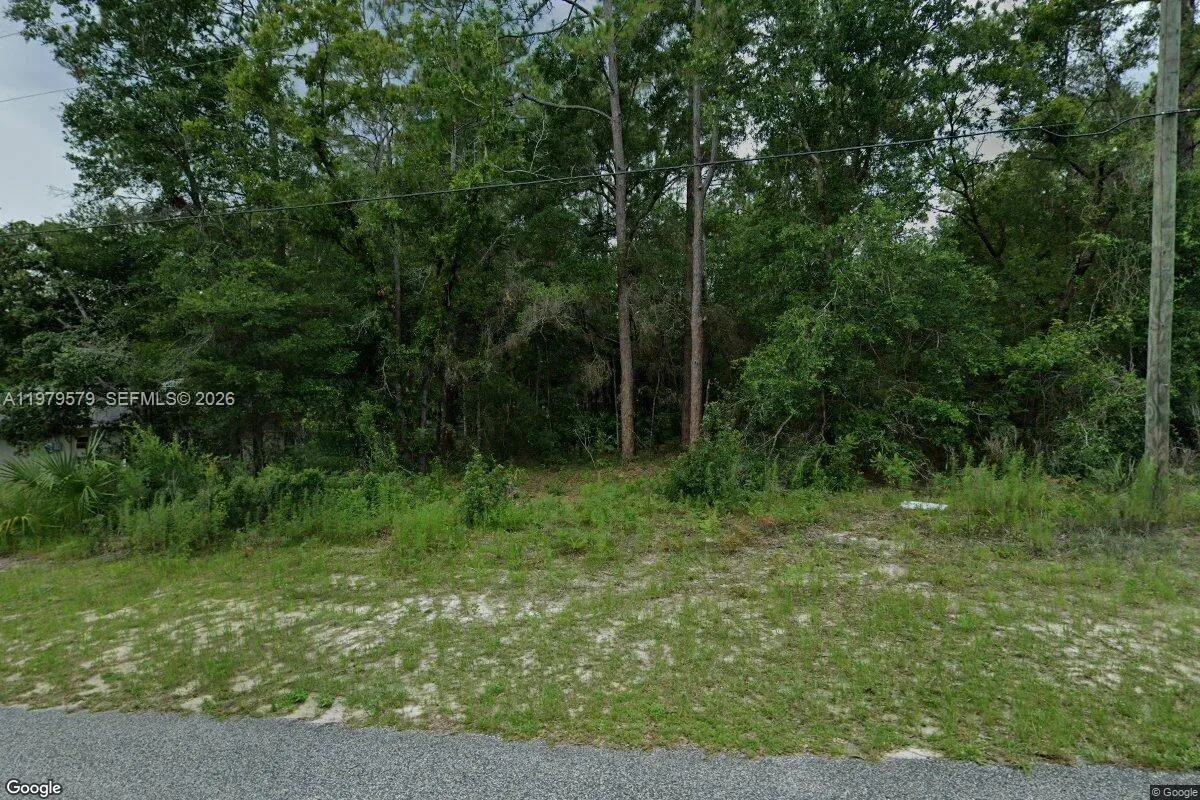 En Venta 10684 N Burbank Avenue, Citrus Springs, FL 34434, Citrus Springs, FL 34434
