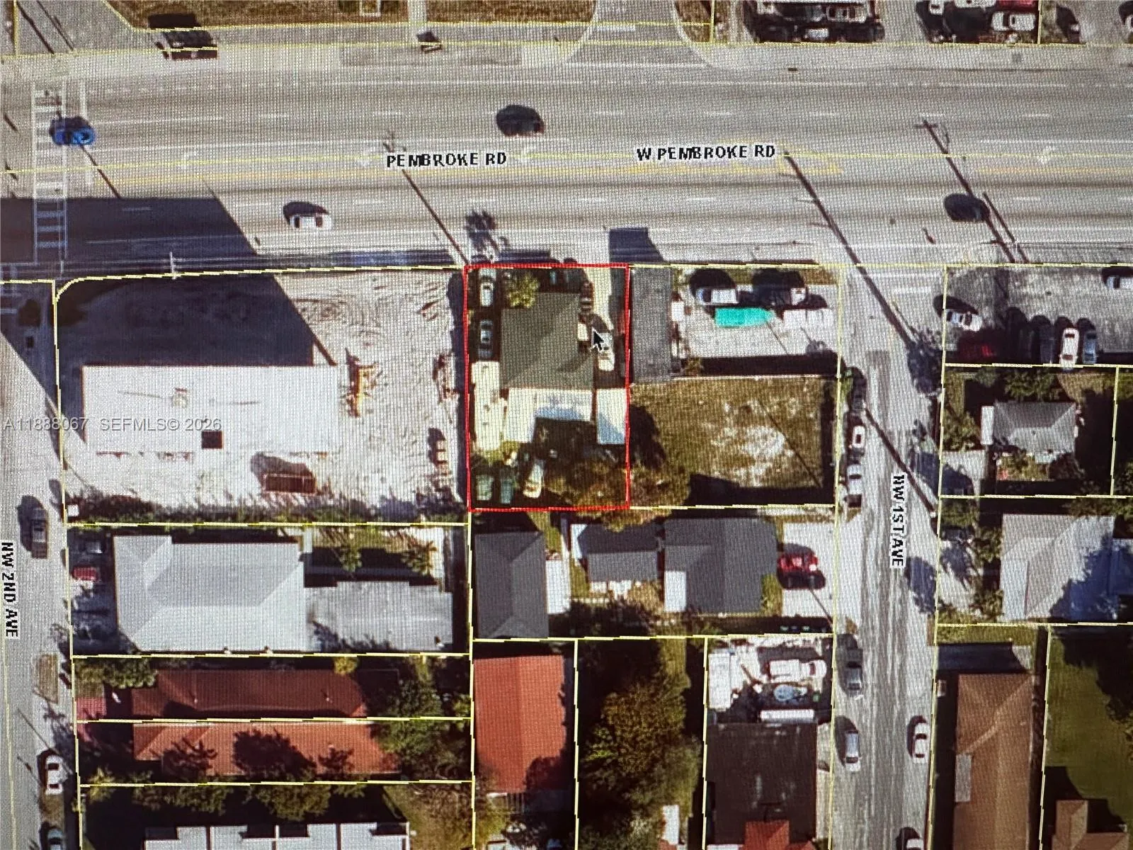 Foto de propiedad en 107 W Pembroke Road, Hallandale Beach, FL 33009 Hallandale Beach con MLS# 