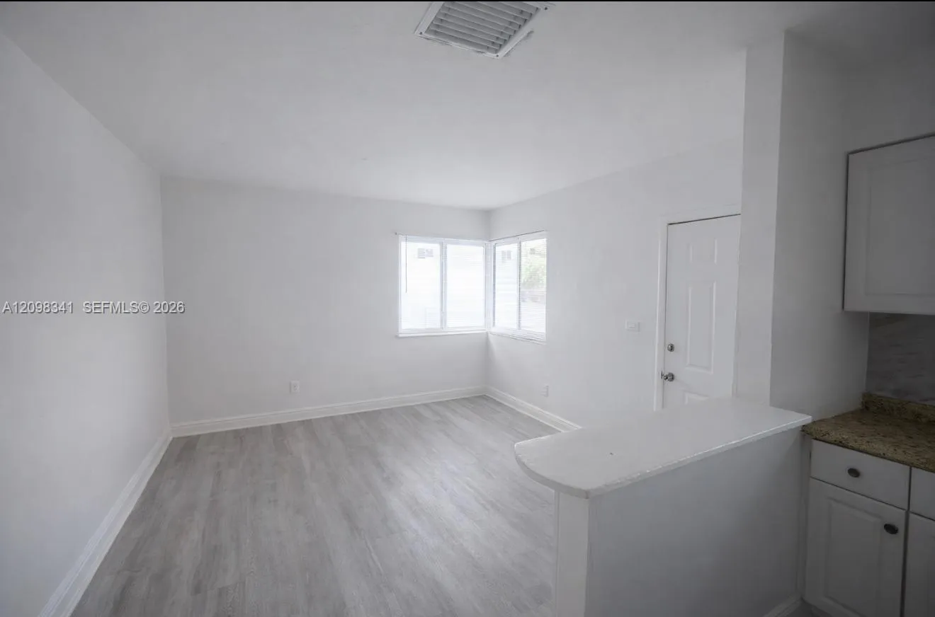 En Renta 1070 NE 80th Street 2, Miami, FL 33138, Miami, FL 33138