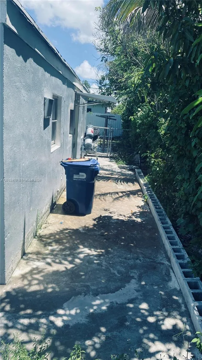 En Renta 1070 NW 147th Street 0, Miami, FL 33168, Miami, FL 33168