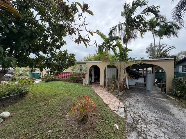 En Venta 10730 SW 222nd Drive, Miami, FL 33170, Miami, FL 33170