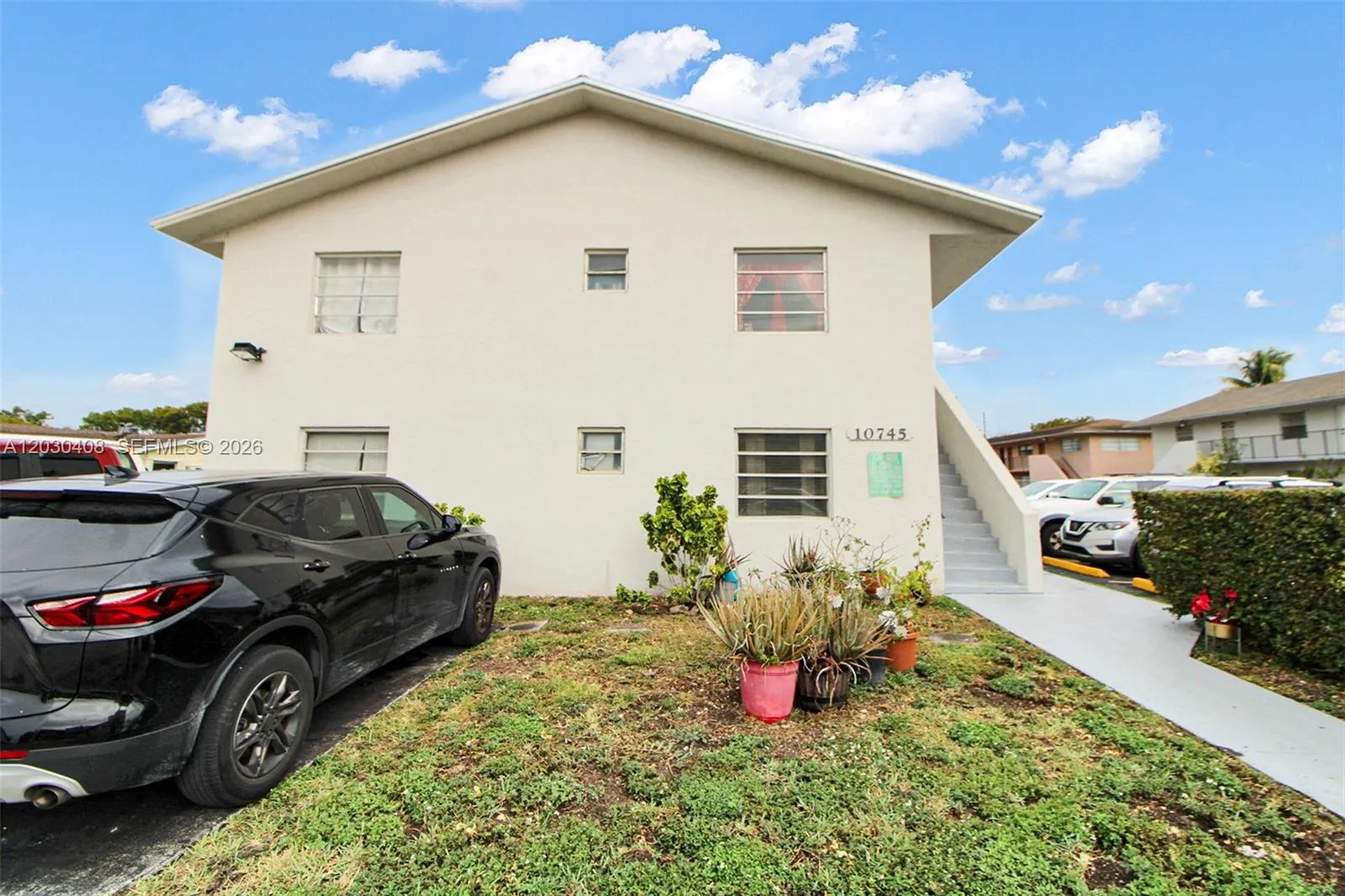 Foto de propiedad en 10745 SW 3rd Street 6, Sweetwater, FL 33174 Sweetwater con MLS# 