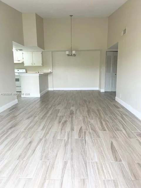 Foto de propiedad en 10749 Cleary Boulevard 307, Plantation, FL 33324 Plantation con MLS# 