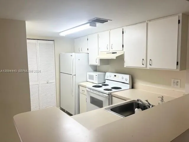 En Renta 10749 Cleary Boulevard 307, Plantation, FL 33324, Plantation, FL 33324