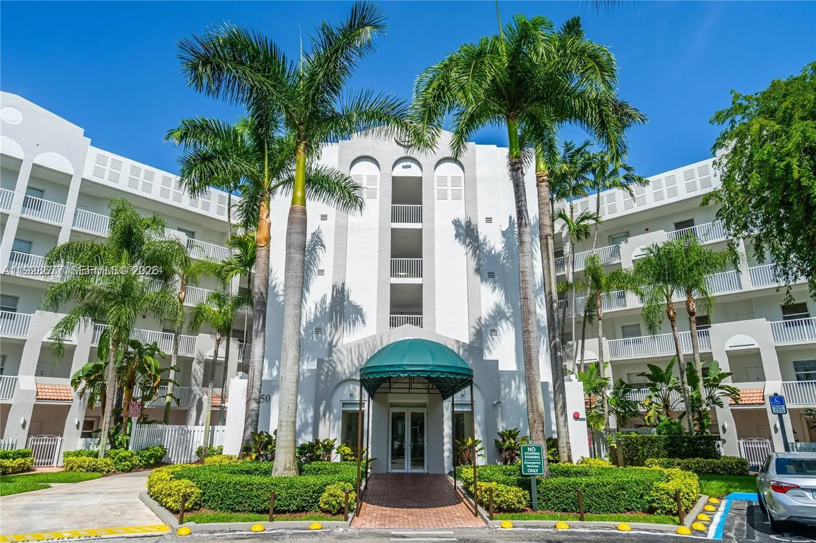 Foto de propiedad en 10750 NW 66th Street 208, Doral, FL 33178 Doral con MLS# 