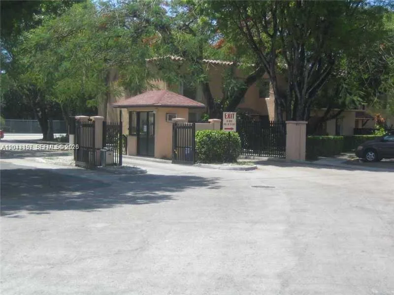 En Renta 10794 N Kendall Drive B22, Miami, FL 33176, Miami, FL 33176