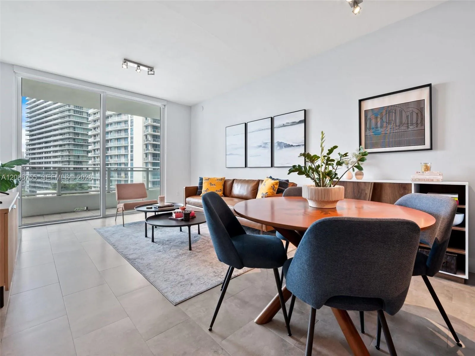 En Venta 1080 Brickell Avenue 1403, Miami, FL 33131, Miami, FL 33131