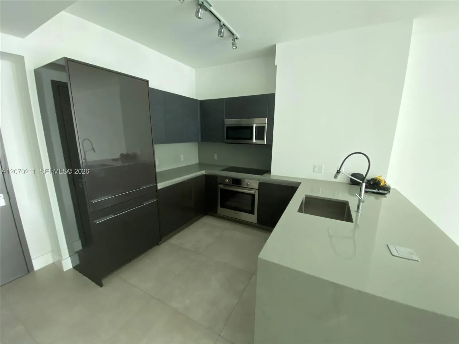 Foto de propiedad en 1080 Brickell Avenue 2505, Miami, FL 33131 Miami con MLS# 