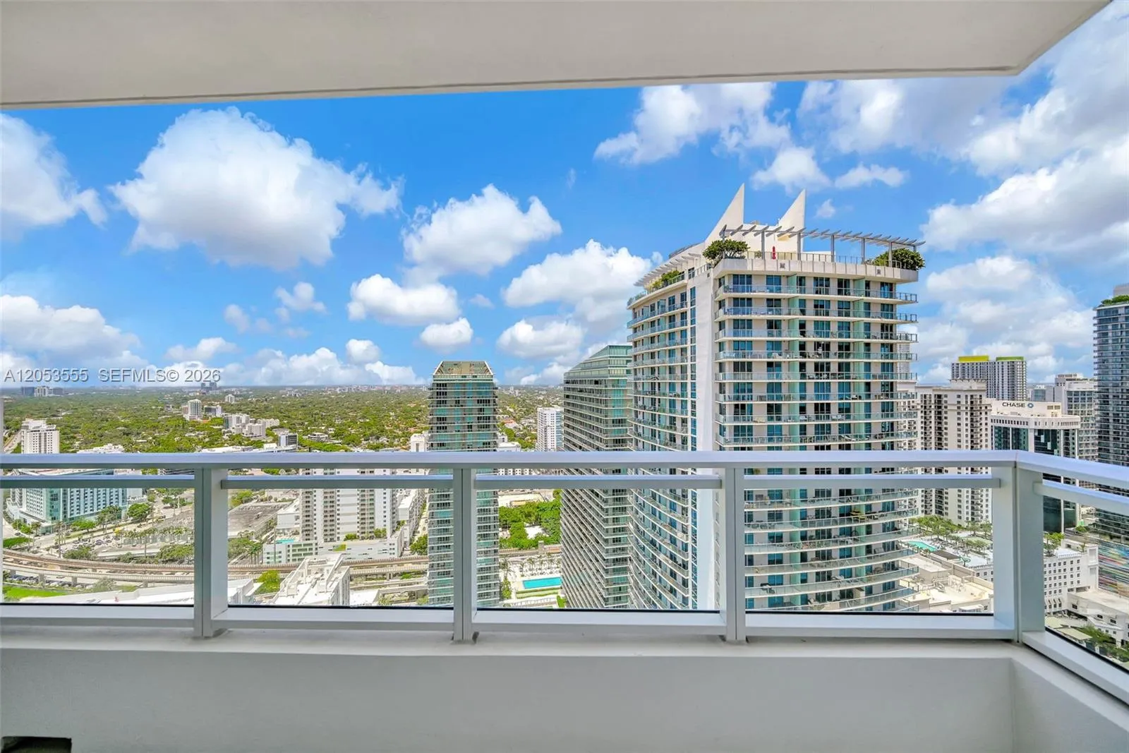Foto de propiedad en 1080 Brickell Avenue 3705, Miami, FL 33131 Miami con MLS# 