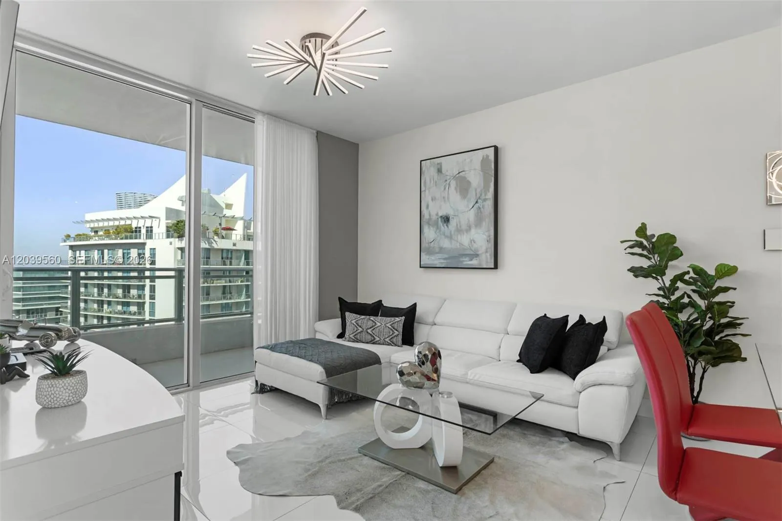 Foto de propiedad en 1080 Brickell Avenue 4103, Miami, FL 33131 Miami con MLS# 