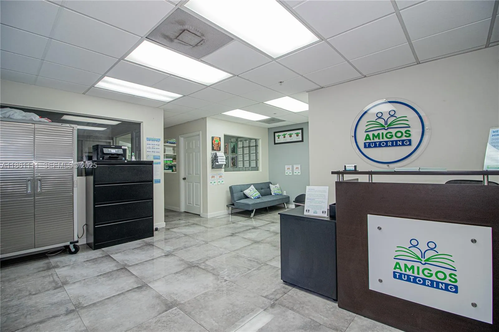 Foto de propiedad en 10800 NW 21st Street, Sweetwater, FL 33172 Sweetwater con MLS# 
