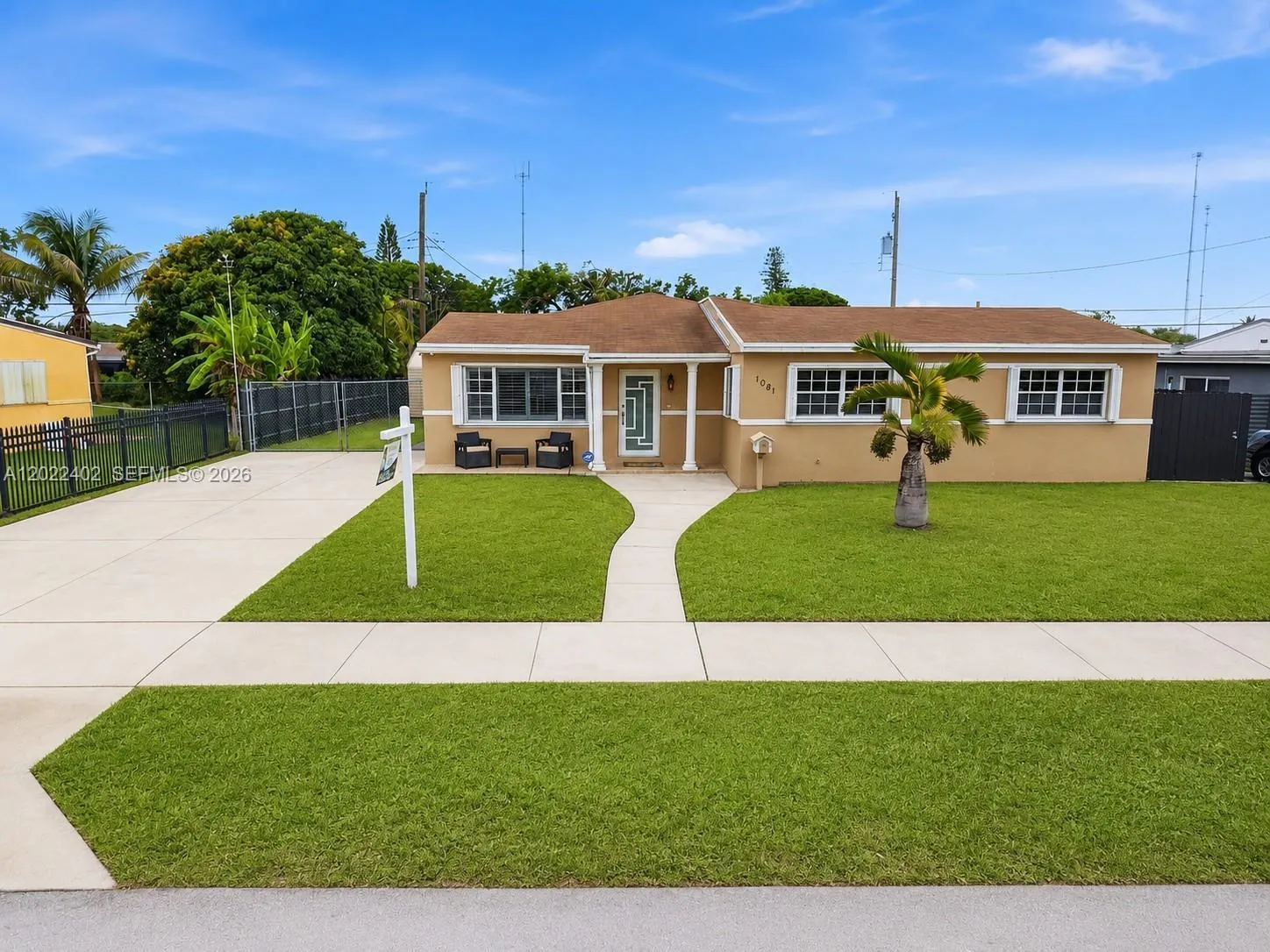 Vendido 1081 NW 198th Street, Miami Gardens, FL 33169, Miami Gardens, FL 33169