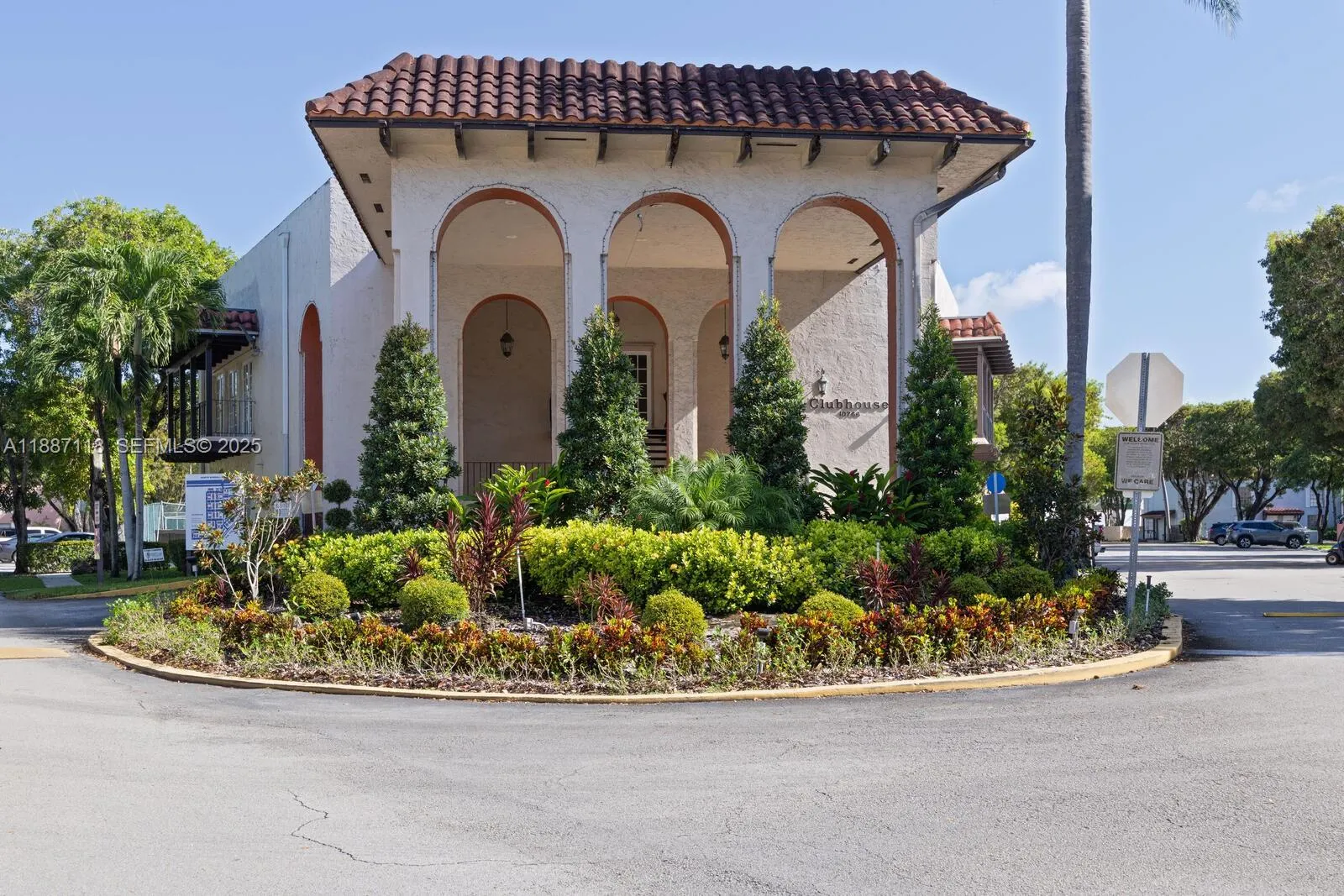 Foto de propiedad en 10816 N Kendall Drive R16, Miami, FL 33176 Miami con MLS# 