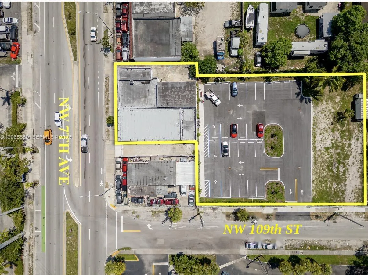 Foto de propiedad en 10822-10836 NW 7th Avenue, Miami, FL 33168 Miami con MLS# 