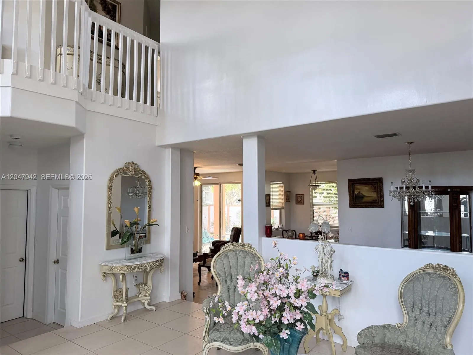 Foto de propiedad en 10824 NW 51st Lane, Doral, FL 33178 Doral con MLS# 