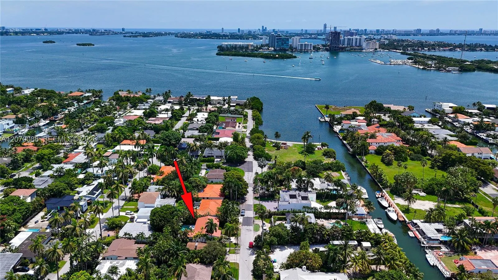 En Venta 1085 NE 84th Street, Miami, FL 33138, Miami, FL 33138