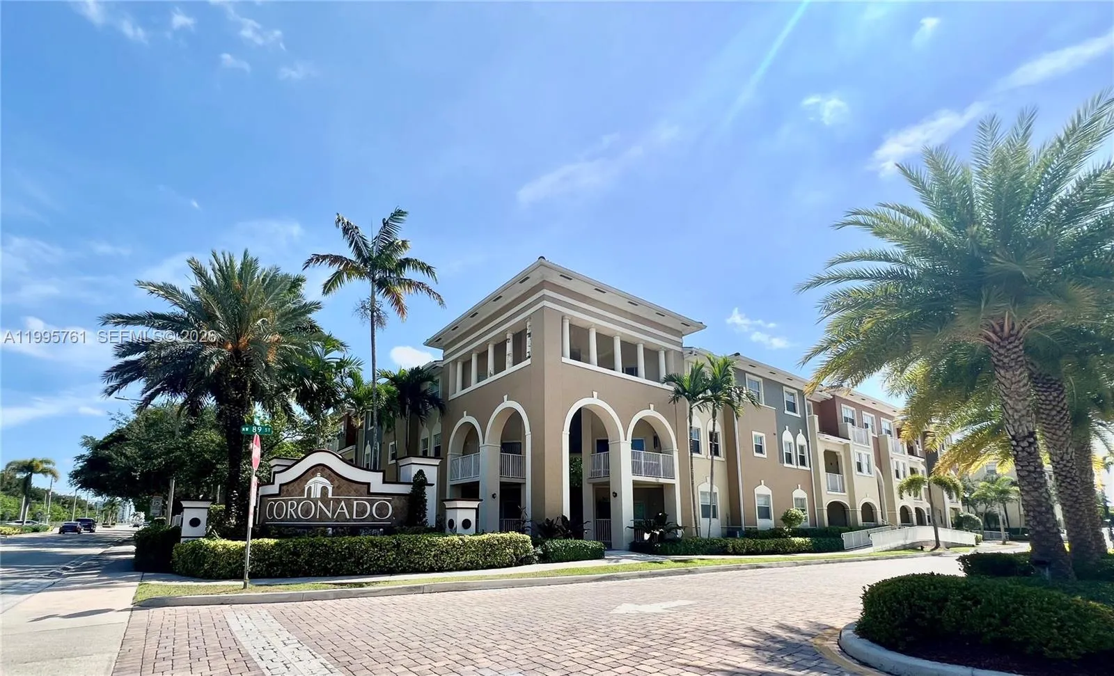 Foto de propiedad en 10870 NW 88th Terrace 216, Doral, FL 33178 Doral con MLS# 